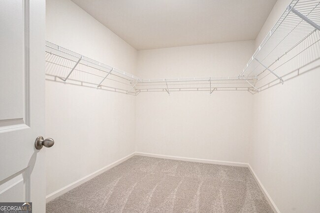 Building Photo - 7650 Saffron Ave