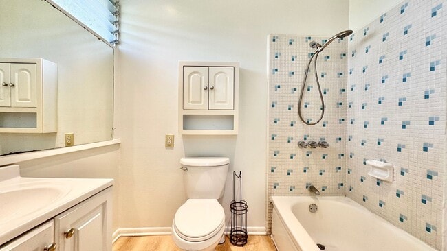 Building Photo - SPACIOUS 4 BEDROOM HOME IN DESIRABLE AIEA ...