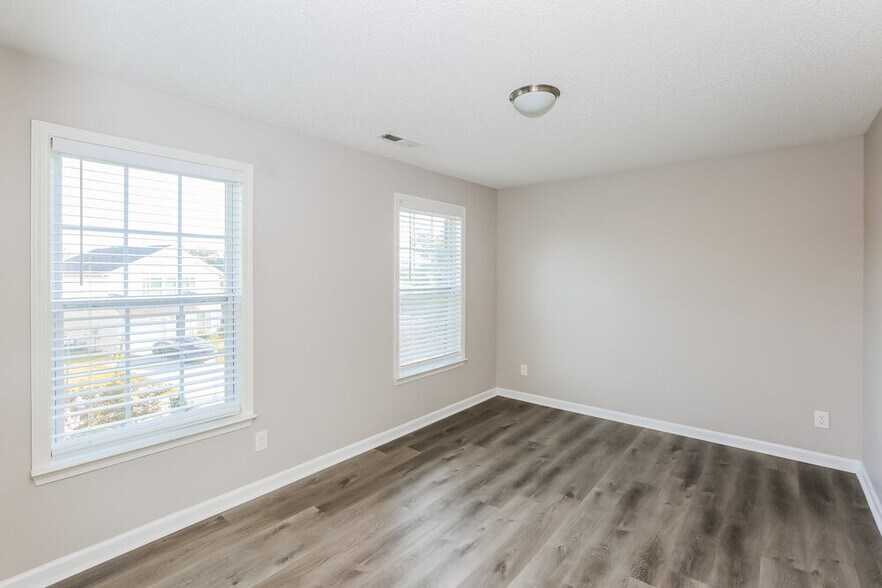 Building Photo - 4034 Kellybrook Dr