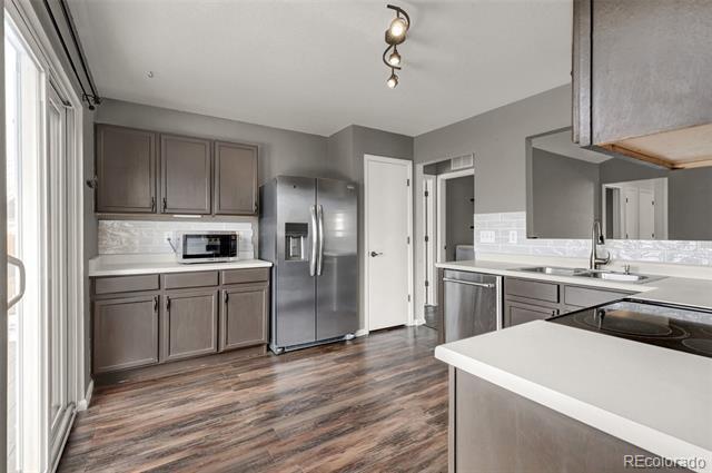 Building Photo - 12533 Pine Valley Cir