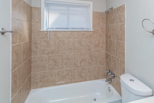 Building Photo - 453 Charter Ave