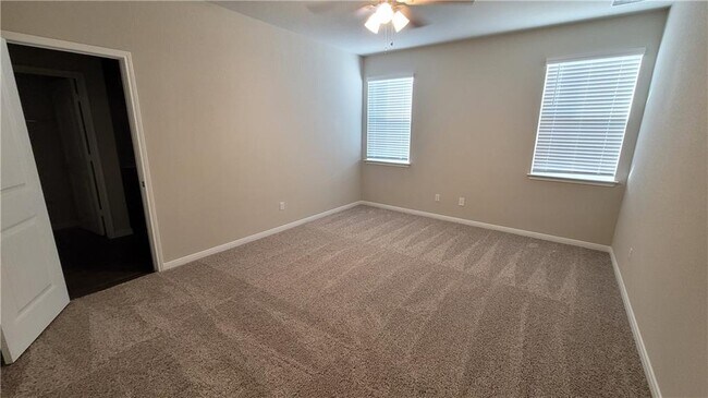 Building Photo - 6406 Kildare Dr