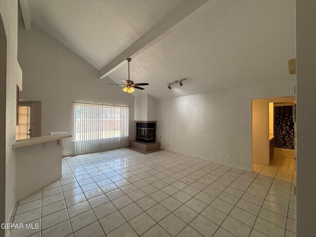 Building Photo - 7660 Le Conte Dr