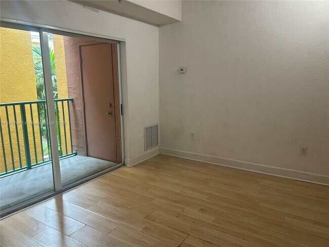 Building Photo - 6001 SW 70th St
