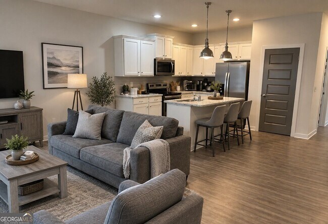 Building Photo - 365 Lorien Way
