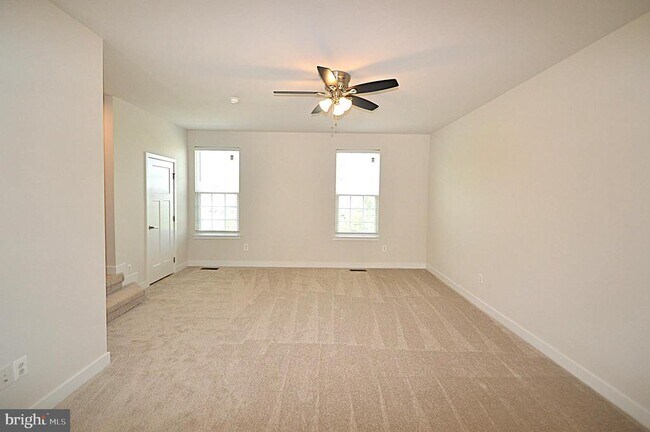 Building Photo - 11328 Willow Green Cir