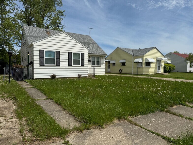Building Photo - 14518 Saint James Ave