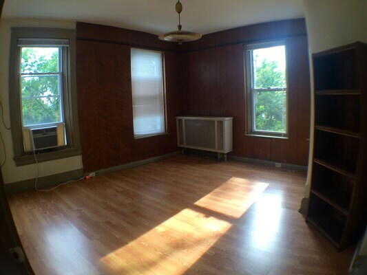 Building Photo - 2963 Deckebach Ave