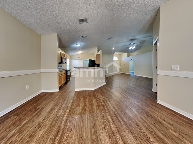 Building Photo - 1367 Oden Ct