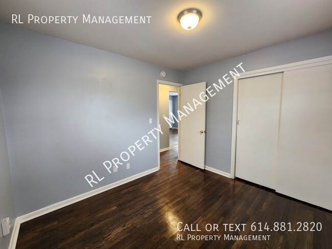 Building Photo - 2 bedroom 1 bathroom apartment in Clintonv...