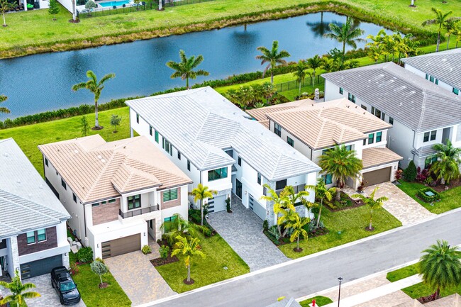 Building Photo - 8561 Crystal Downs Ave