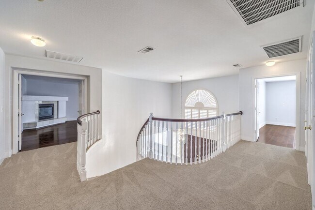 Building Photo - 3743 Lone Mesa Dr
