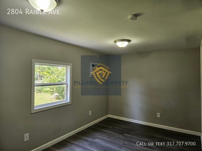 Building Photo - 2804 Raible Ave