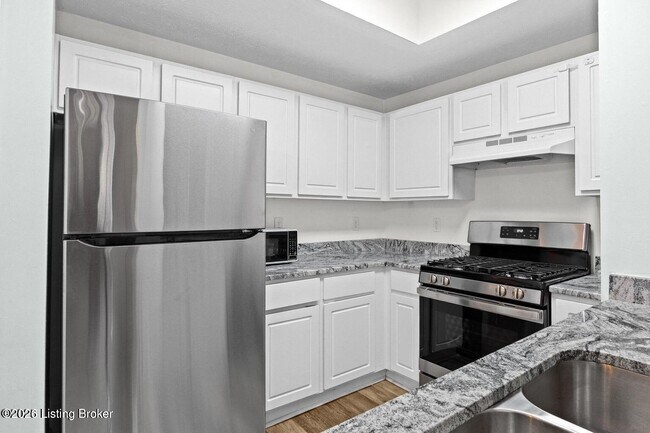 Building Photo - 13202 Prospect Glen Way