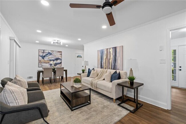 Building Photo - 3144 Flamingo Dr