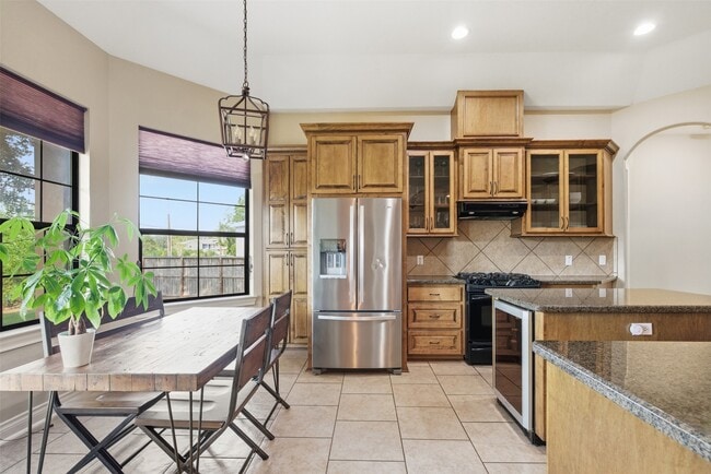 Building Photo - 914 Quintana Roo Pl