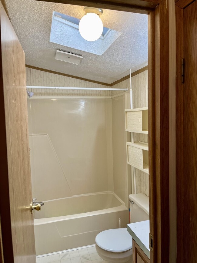 Building Photo - 16159 OH-39