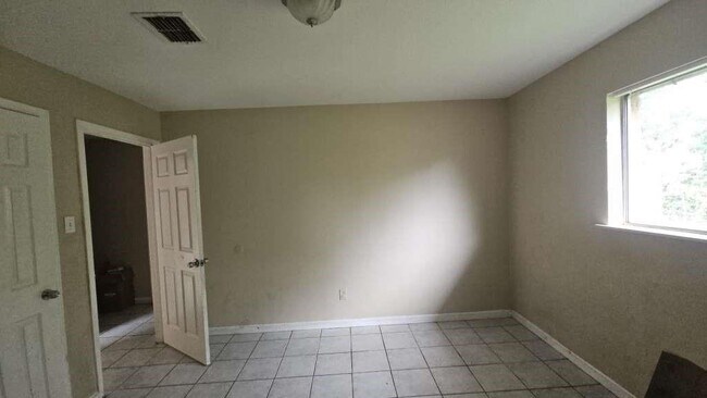 Building Photo - 1122 Havner Ln