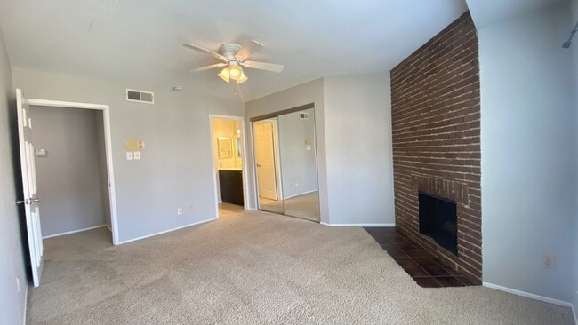 Building Photo - 2601 S Braeswood Blvd