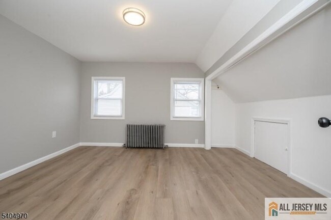 Building Photo - 118 Colonia Blvd