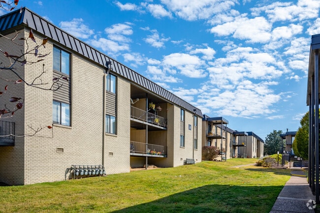 Building Photo - The Avenue Nashville West