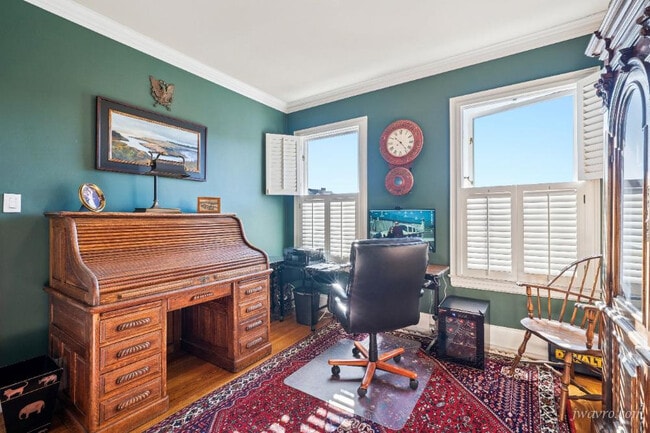 Building Photo - 155 24th Ave