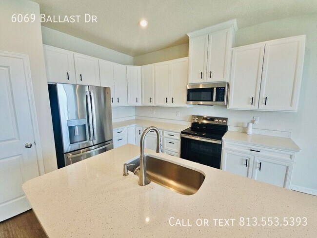 Building Photo - 6069 Ballast Dr