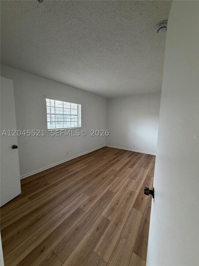 Building Photo - 2557 NW 60th Terrace