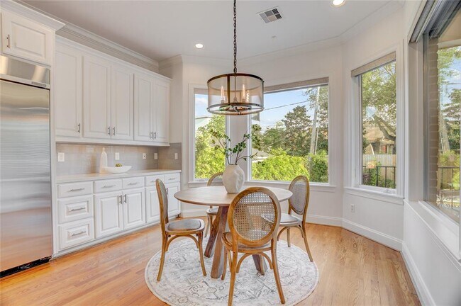 Building Photo - 3711 Tartan Ln