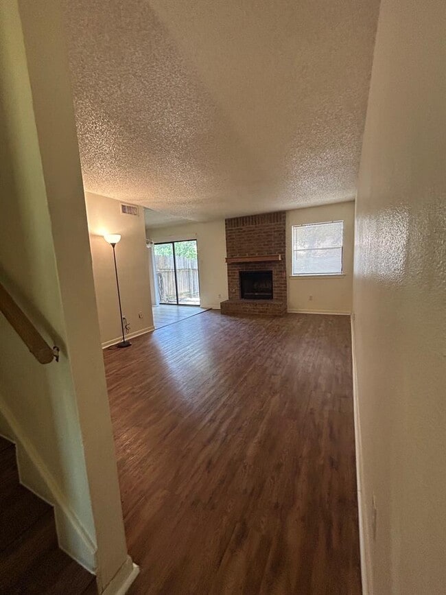 Building Photo - 2311 Whitlow Cove
