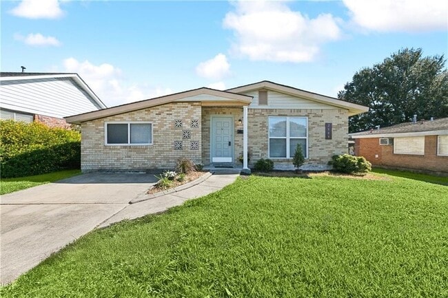 Building Photo - 2809 N Turnbull Dr