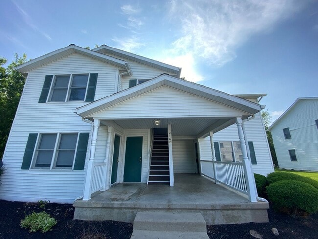 Building Photo - 218 Stonewall Ct