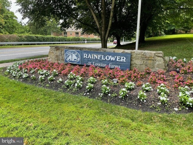 Building Photo - 12 Rain Flower Path