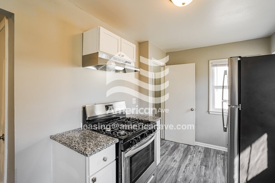 Building Photo - 5707 N 35th St