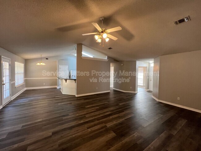 Building Photo - 4830 Timberland Dr