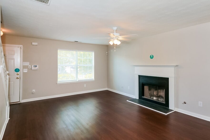 Building Photo - 3234 Diamond Bluff