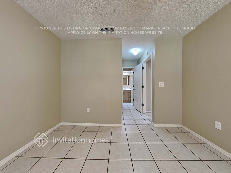 Building Photo - 3742 Sapphire Ct