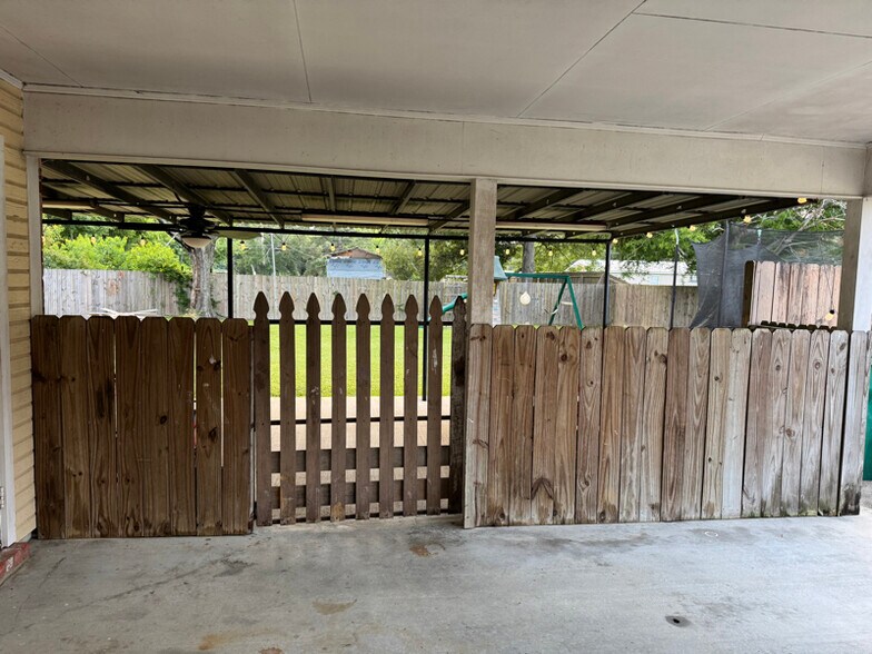 Building Photo - 30551 Oak Crest Rd