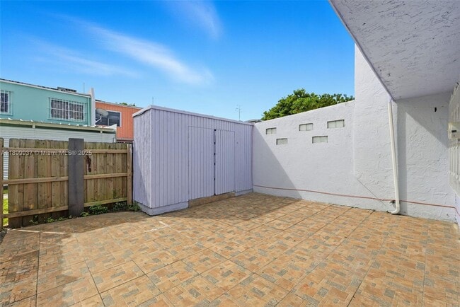 Building Photo - 624 NW 11th St