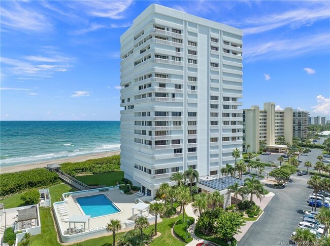Primary Photo - 9960 S Ocean Dr