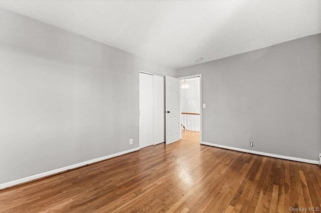 Building Photo - 45 Pamela Ln