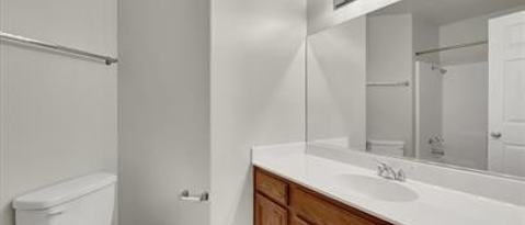 Building Photo - 5405 Ravana Ave