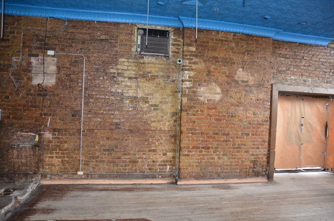 Building Photo - 1816 North Halsted