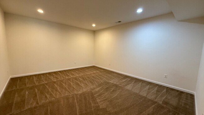 Building Photo - Spacious House in Mays Quarter