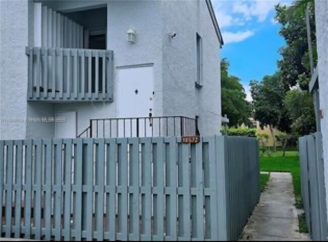 Primary Photo - 10572 NW 7th Terrace