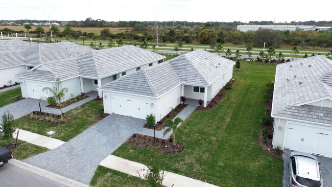 Building Photo - 8173 Sternway Rd