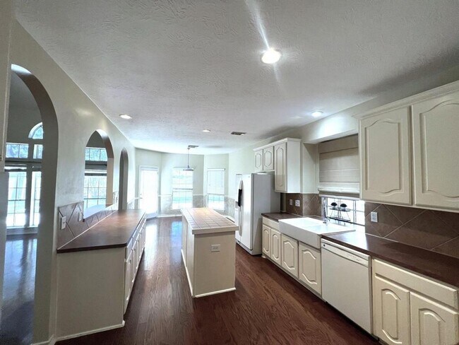 Building Photo - 11215 Vienna Trails Ln