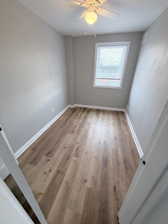 Building Photo - 5425 Whitlock Rd