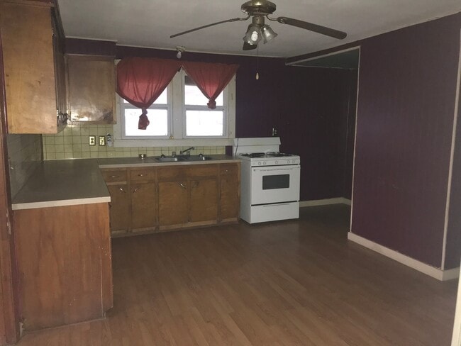 Building Photo - 1851 Co Rd 232