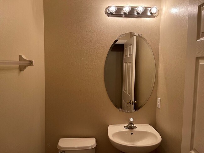 Building Photo - 5114 Fiorella Ln